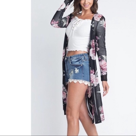 Lace Lined Jean Shorts - Picture 3 of 4